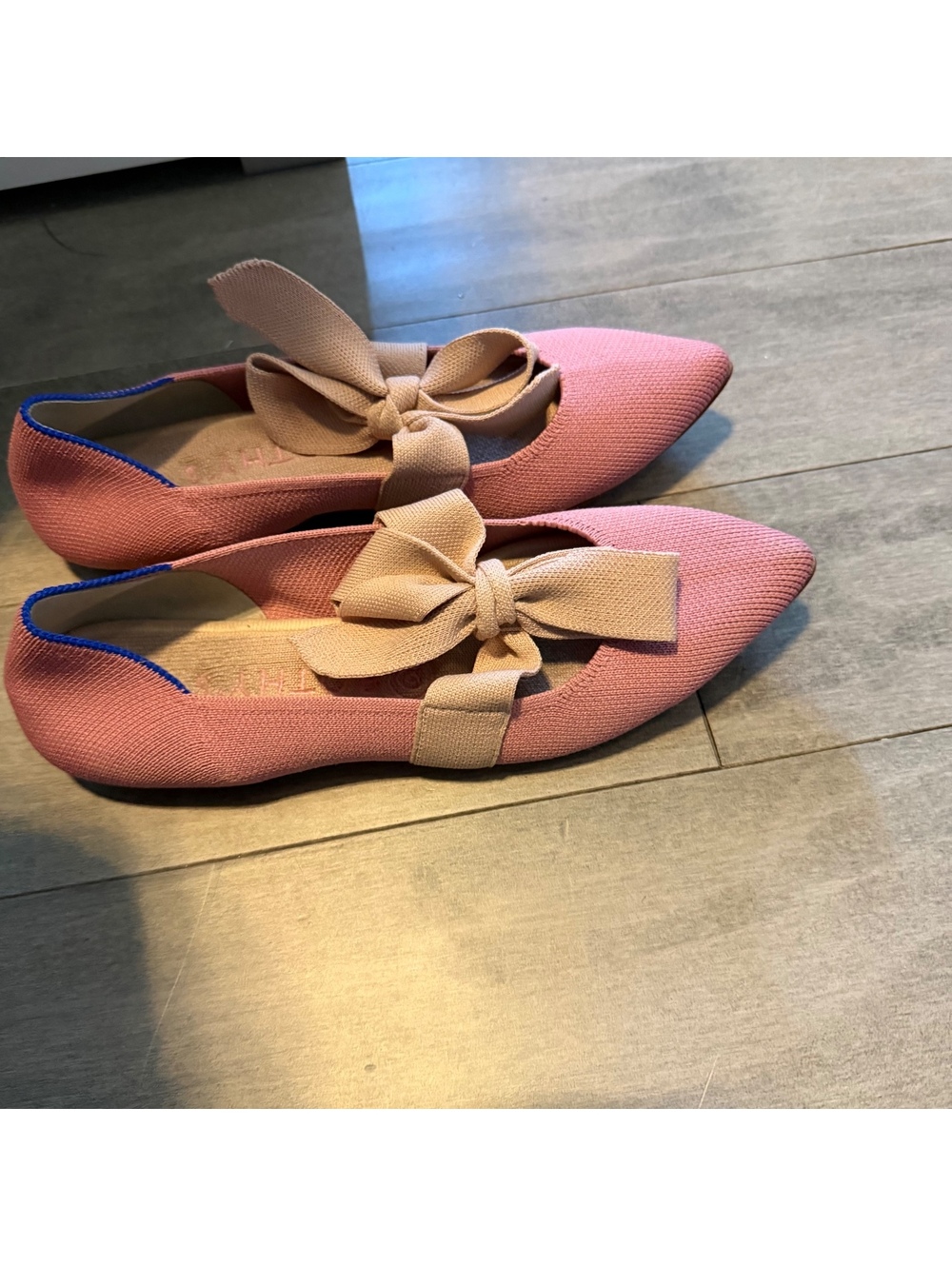 Rothy's Pink Pointed Toe Flats with Beige Bow - Size 7 - Picture 6 of 7